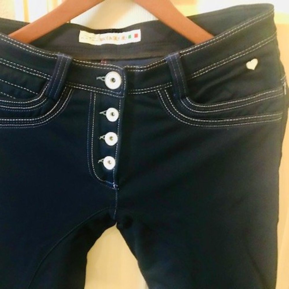 Animo Navy Breeches, white stitching with hearts, Size I-42, NWOT